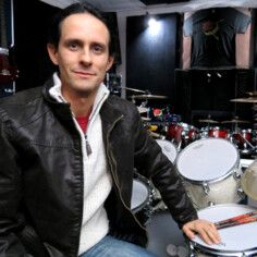 Claudio R.